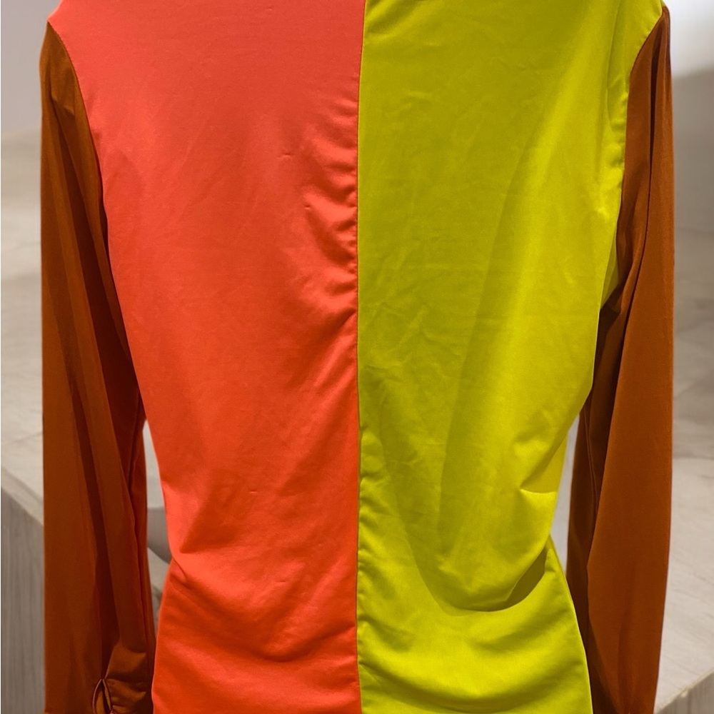 Colorblock Button-Up Shirt - Picture 2 of 4